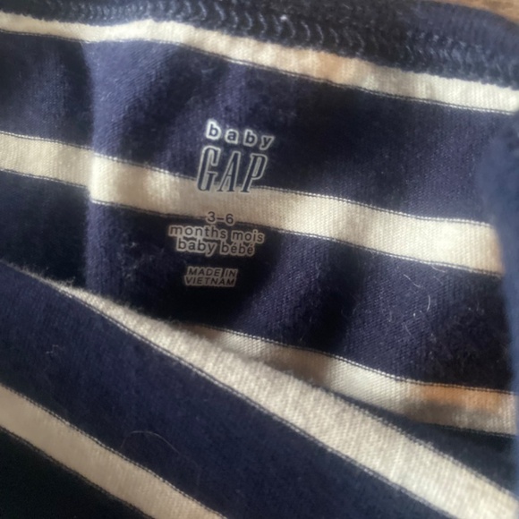 Gap Baby striped summer bodysuit - Picture 3 of 3
